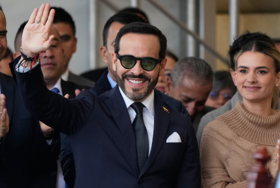 Abelardo de la Espriella anunció trabajo hombro a hombro con alcaldes para priorizar proyectos: “Son la voz de la democracia”