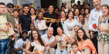 32 FAMILIAS ESTRENAN HOGAR GRACIAS AL PROYECTO SANTA CLARA