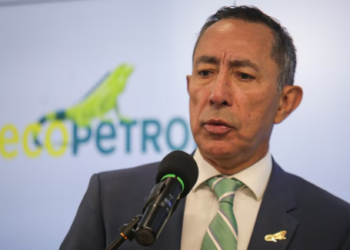Sector petrolero criticó a Ricardo Roa por omitir datos clave en su discurso de salida de Ecopetrol: “Parece que ambos vivieran en realidades paralelas”