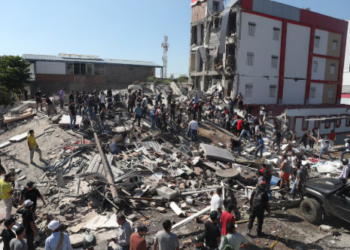 Las fotos más impactantes del terremoto de magnitud 7,4 que sacudió a Colombia