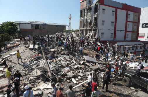 Las fotos más impactantes del terremoto de magnitud 7,4 que sacudió a Colombia