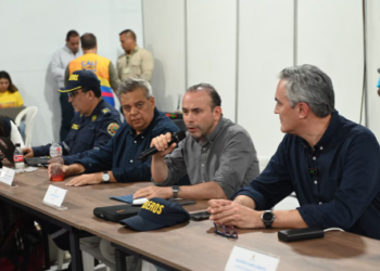A pesar del cierre de la llamada “ventana de vida”, equipos de socorro continuarán buscando sobrevivientes del terremoto 48 horas mas: “Seguirán trabajando sin descanso”