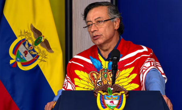 Gustavo Petro insistió en fraude electoral a cuatro días de dejar el poder: habló de “oscuridad” en el escrutinio que dio ganador a De la Espriella