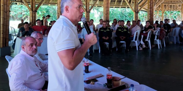 Pereira avanza hacia un retorno académico progresivo y seguro bajo el modelo de alternancia