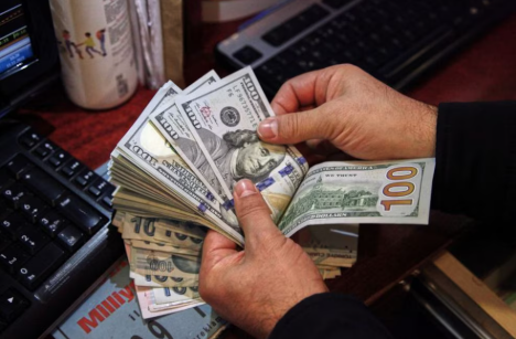Precio del dólar en Colombia: así es como se puede aprovechar lo barato que está para invertir en Estados Unidos o Panamá