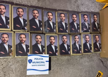 Cargamento de droga incautado en Costa Rica tenía calcomanías con la foto de Abelardo de la Espriella: por qué motivo