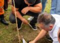 Con la siembra de 97 árboles, la Alcaldía de Pereira rindió homenaje a los fallecidos en el terremoto del 10 de agosto