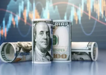 Tendencia a la baja: Dólar inicia la jornada de este martes por debajo de los $3.210 pesos en Colombia