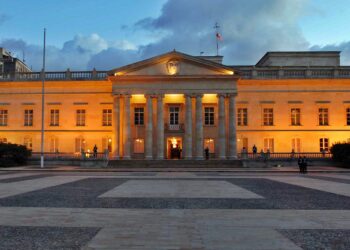 Estalla tormenta política por el “Pacto de Valledupar”: Mancuso denuncia presiones de delegados del Gobierno para enlodar a líderes de la oposición