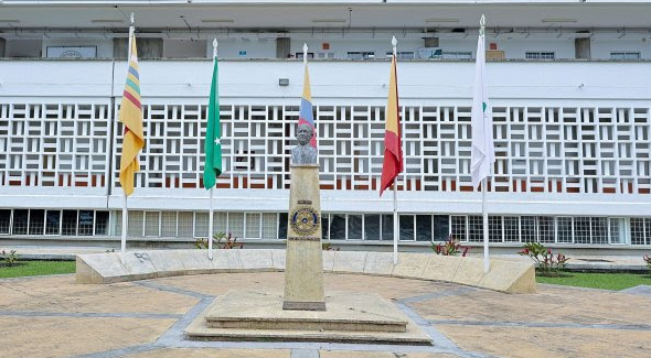 Comunicado del Consejo Académico donde anuncia inicio de clases presenciales de manera flexible y progresiva el próximo lunes 05 de octubre