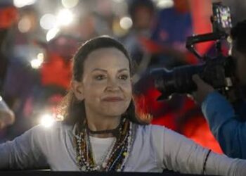 REGRESO HISTÓRICO: MARÍA CORINA MACHADO RETORNA A VENEZUELA Y ENCABEZA MULTITUDINARIA CARAVANA EN CARACAS